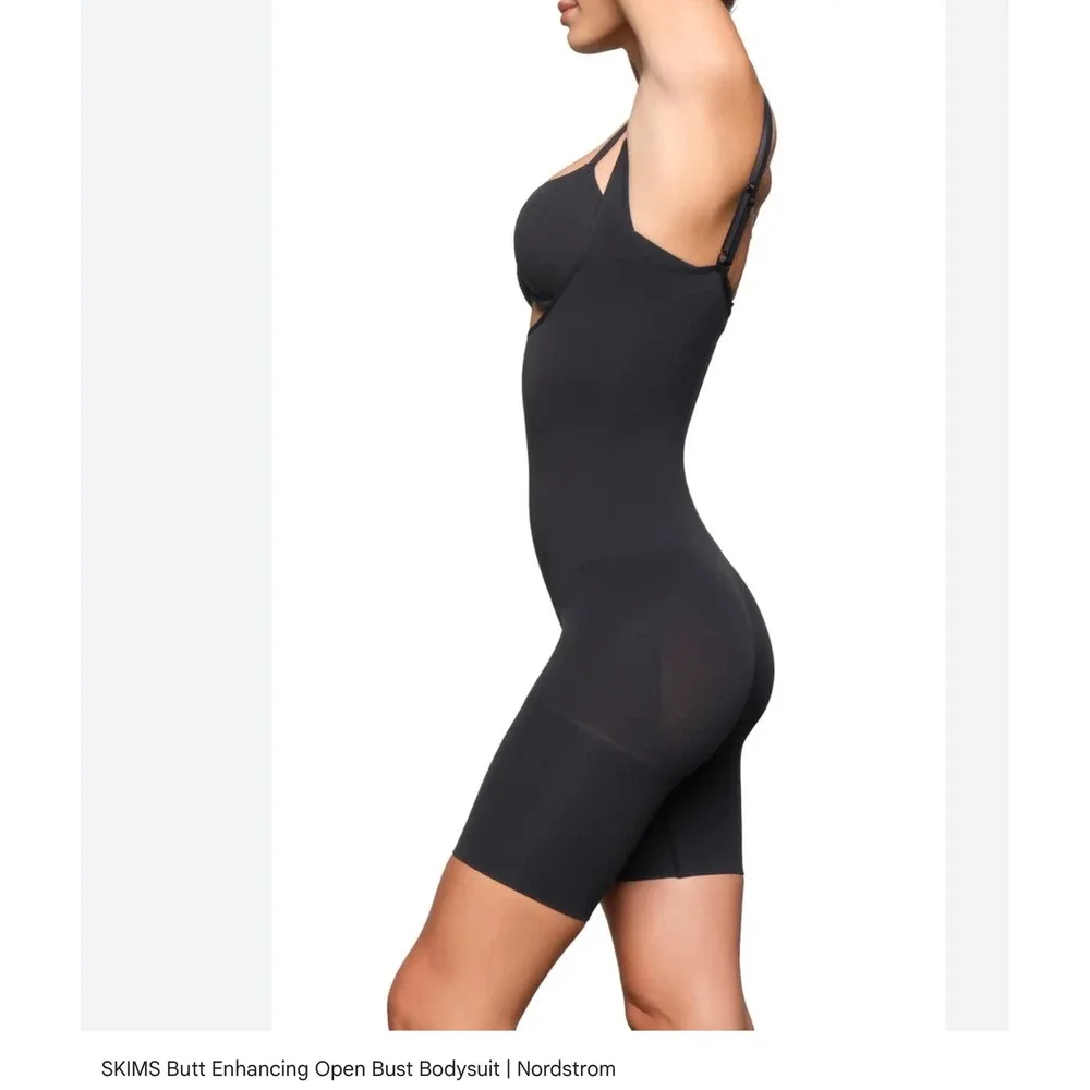 SKIMS Butt Enhancing Open Bust Bodysuit Onyx Black BD-ONS-5940W Womens‎ XL New